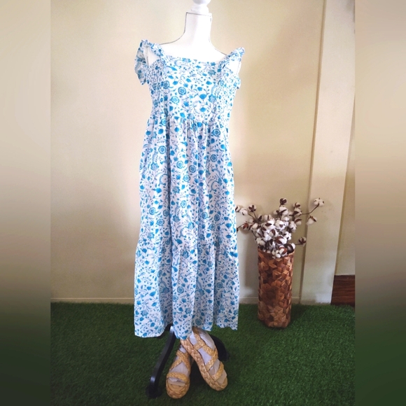 Draper James Floral Blue Sleeveless Dress~ Size: S - Picture 2 of 9